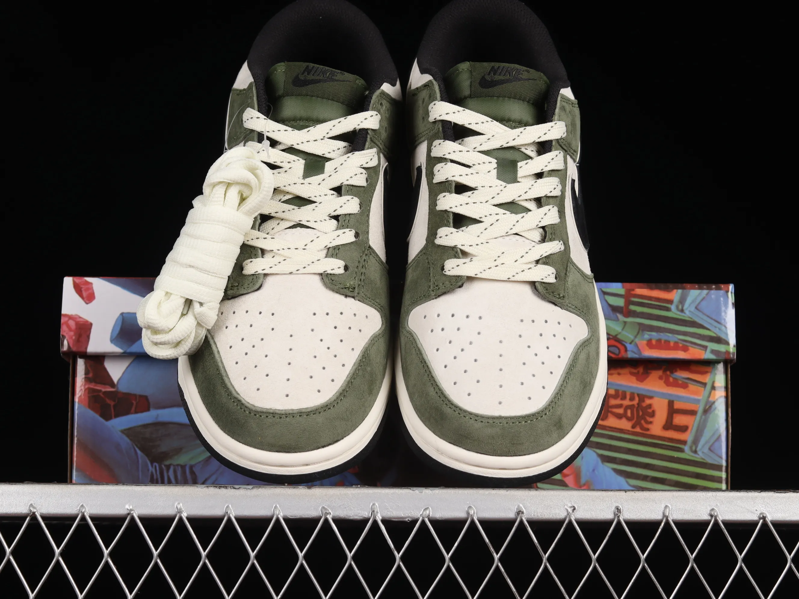 All Categories Nk SB Dunk Series Nk SB Dunk Low Low-top sneakers Otomo Katsuhiro x Nk SB Dunk Low "Steamboy OST" Creative customization collaboration Otomo Katsuhiro joint SB low-top sports and leisure sneakers FF0918-015